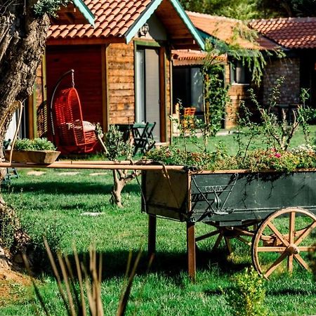 Bed and Breakfast Serender Bungalov Фоча Экстерьер фото