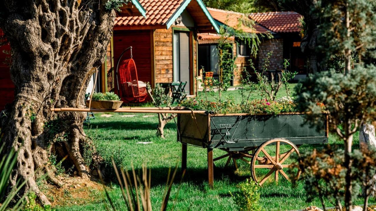 Bed and Breakfast Serender Bungalov Фоча Экстерьер фото
